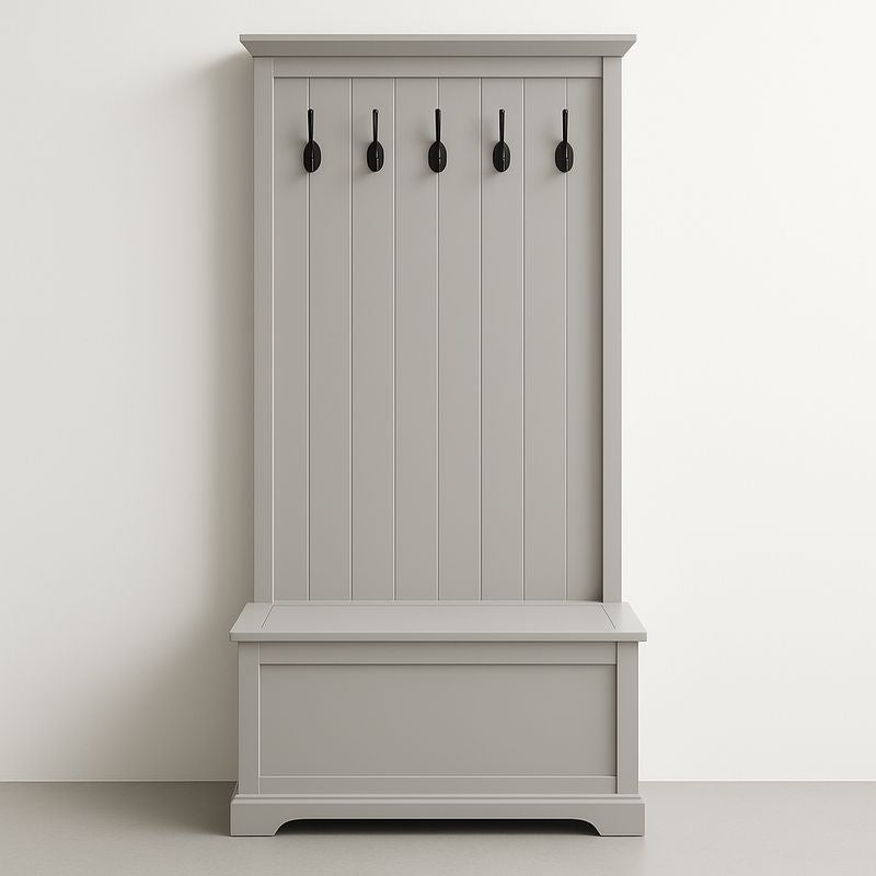 Porte-manteaux en MDF gris avec crochets en métal.